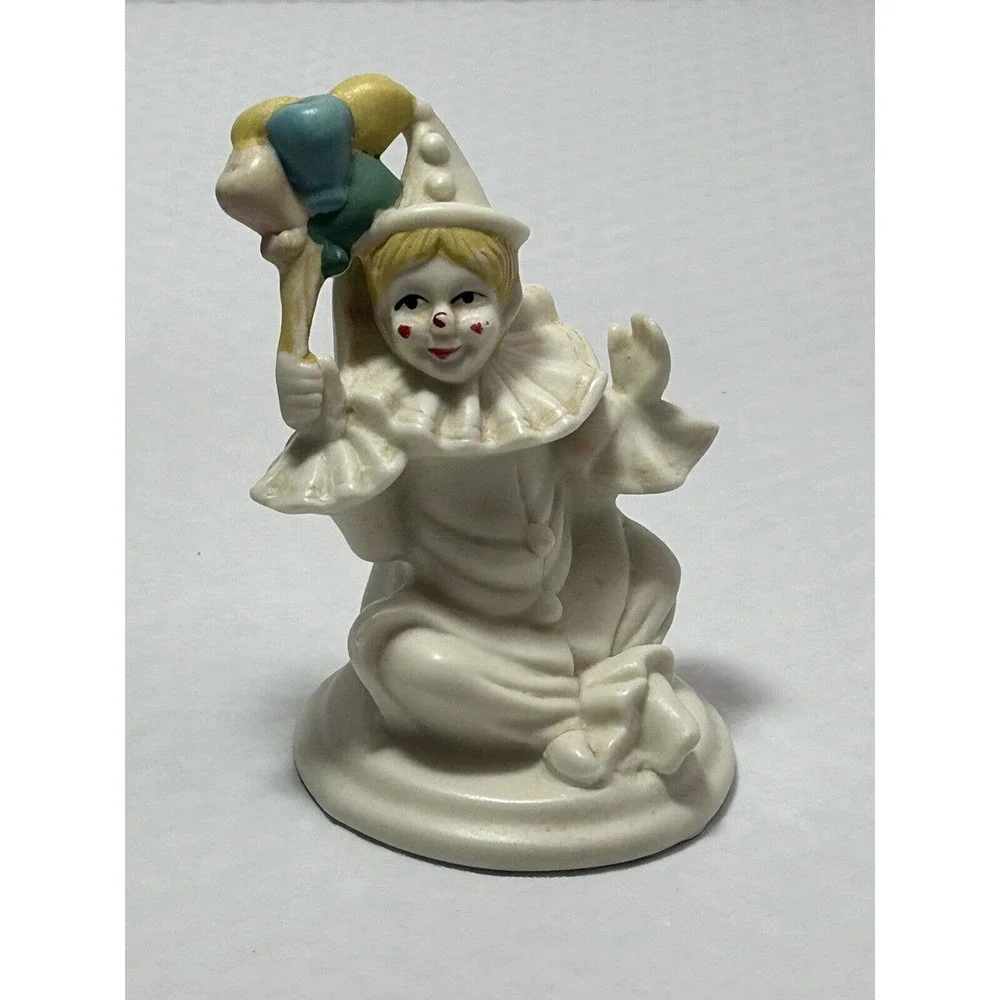 Vintage‎ Ceramic Hand Painted Clown with Balloons Figurine